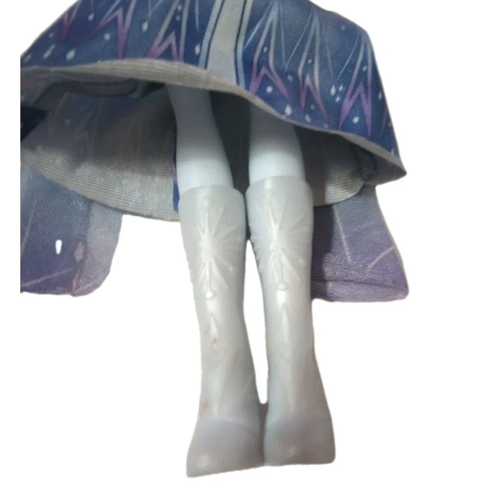 Frozen 2 Elsa Doll w/Outfit + Boots